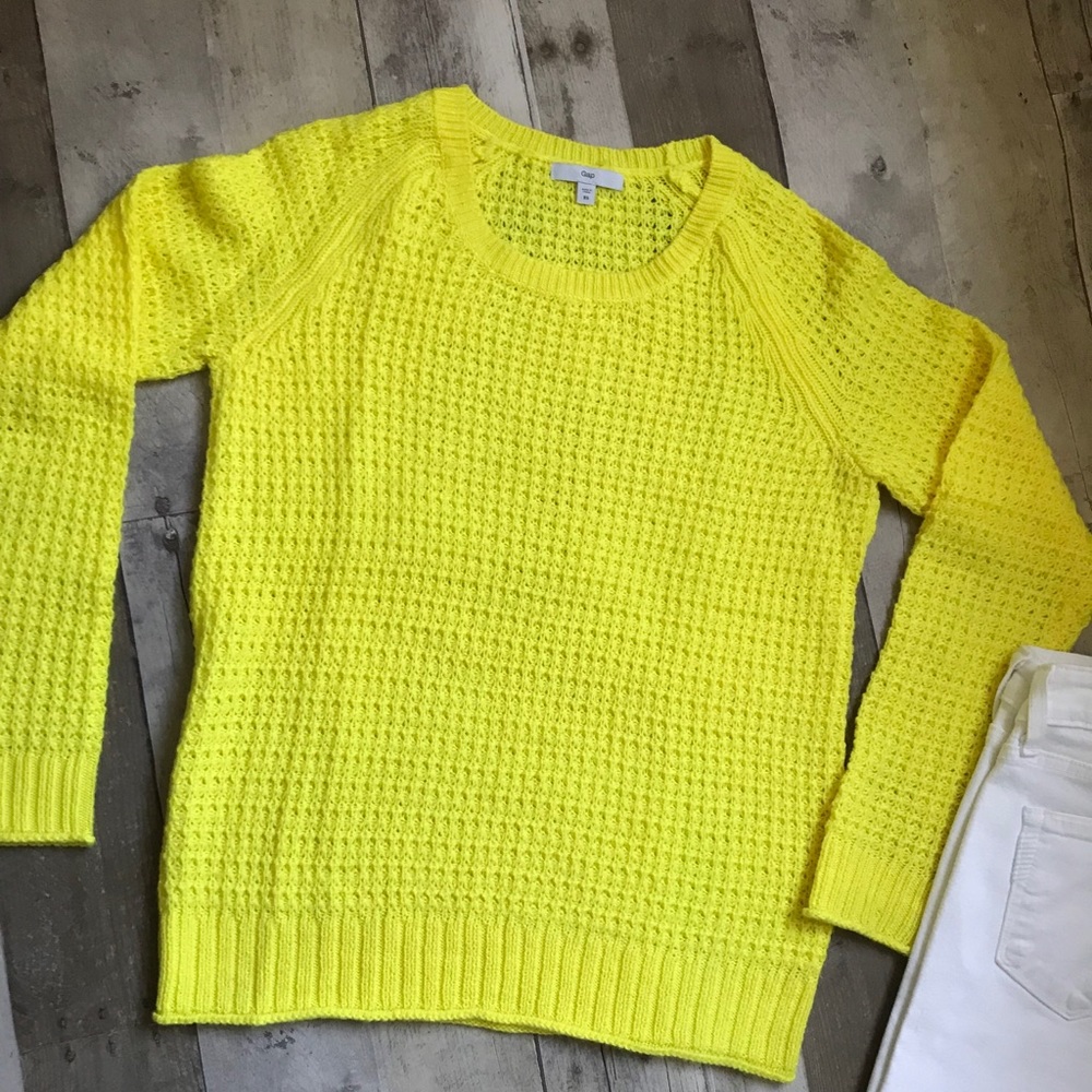 Woman’s Gap Neon Yellow Sweater